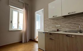 Portanova 6 Guest House